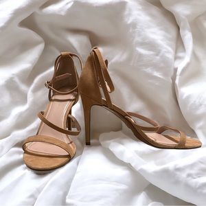 🔥Sexy🔥Four Inch🔥Stilettos🔥 Banana Republic size 11